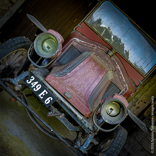 Couverture Album Automobiles